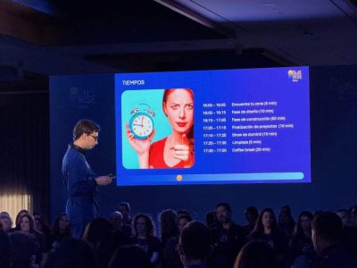 80 000 dominos, une &eacute;quipe et un road trip vers Malaga