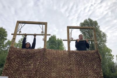 Vivez la tension de La Taupe & Les Tra&icirc;tres et l'ambiance d'Exp&eacute;dition Robinson avec nos concepts de team building !