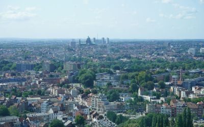 Luchtfoto van Brussel met zijn monumenten en groen