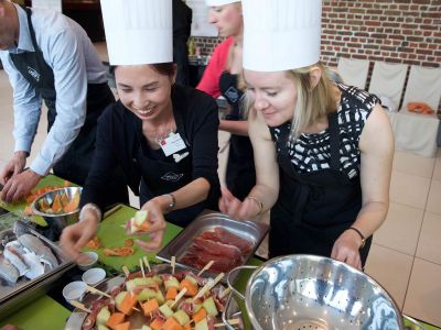 Cooking team building